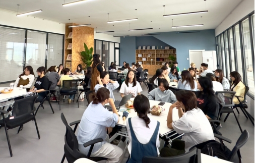 畅言青春路，共话成长时——建筑与艺术设计学院美术系师生座谈会